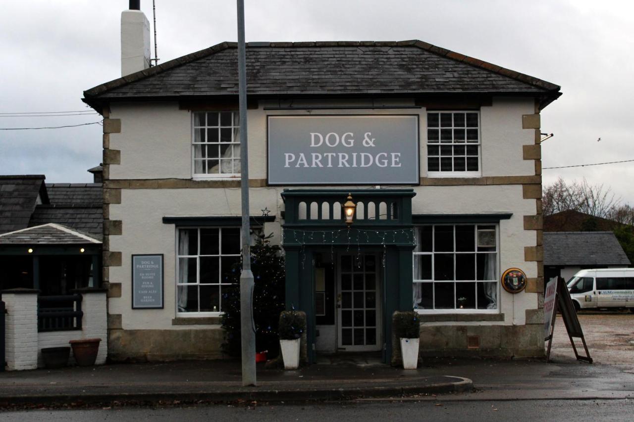 Dog And Partridge Inn Calne Exteriér fotografie